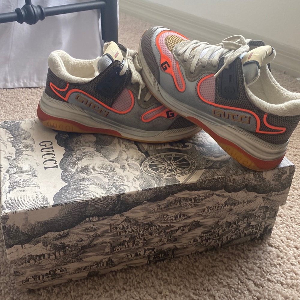 Gucci Sneakers